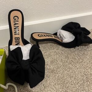 Gianni Bini Black Heels with Bow Accent